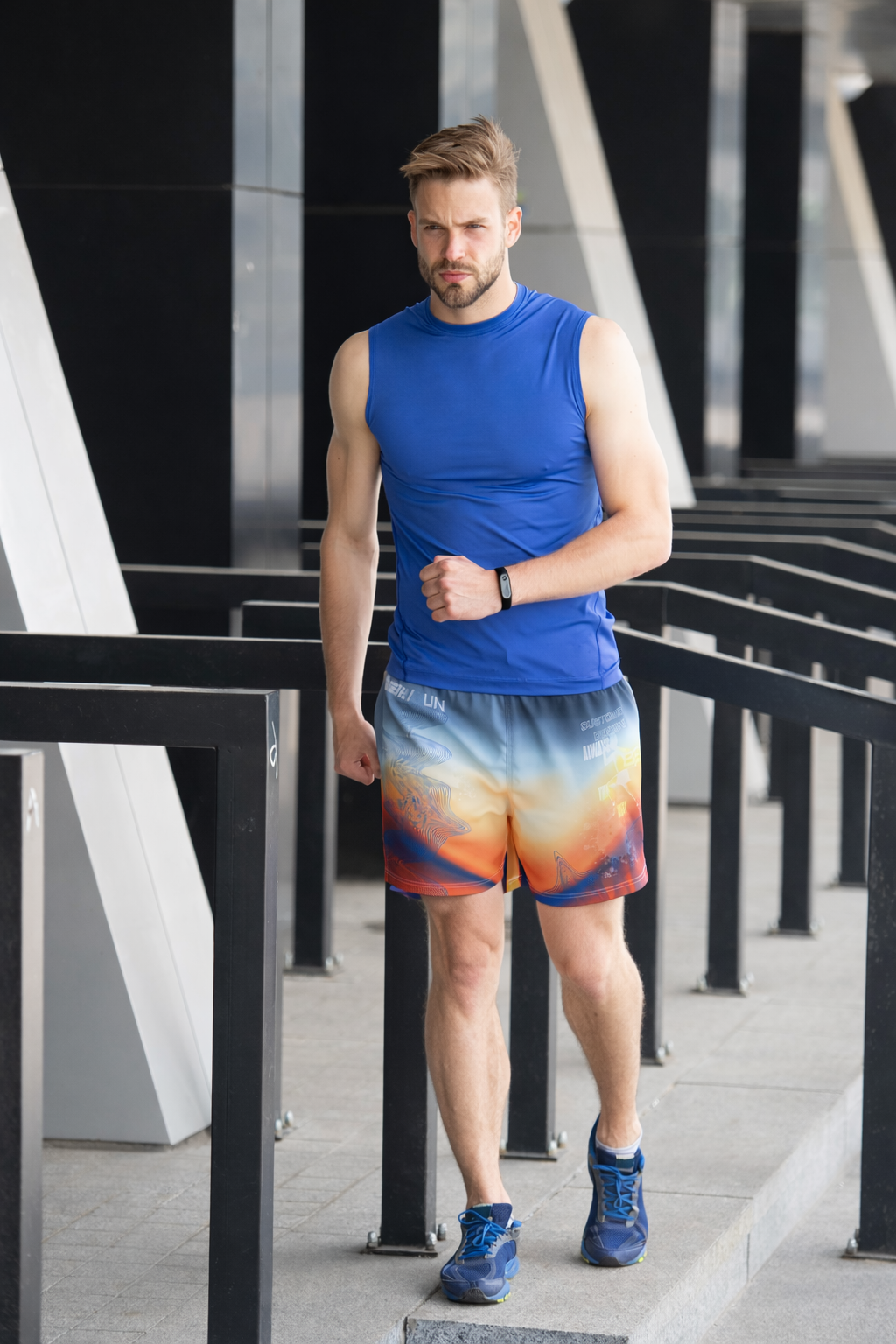 homme running short